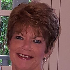 Meet your Posher, Rosalee